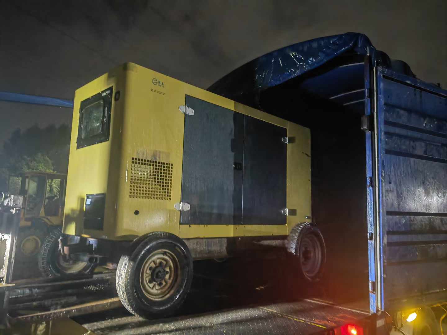 萨迦如何根据负载特性选择合适的柴油发电机？