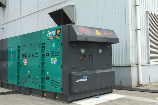 萨迦燃油滤清器的更换流程是怎样的？