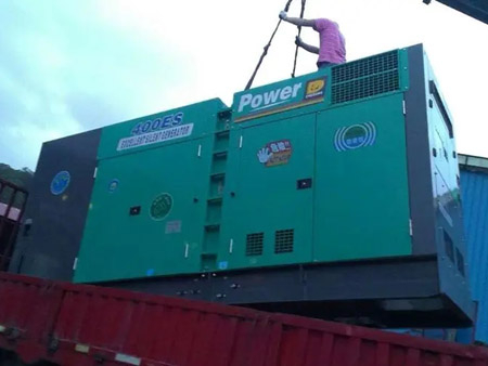 萨迦柴油发电机组转速不稳定时，如何对发动机进行维护？