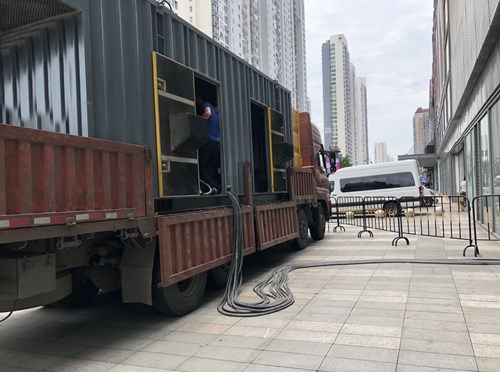 萨迦冷却液不足的情况下如何检查柴油发电机组？